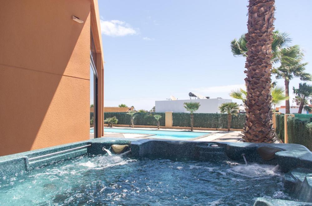 Villa La Marosca - Jacuzzi, Private Pool, 3 Bedrooms Калета-де-Фусте Экстерьер фото